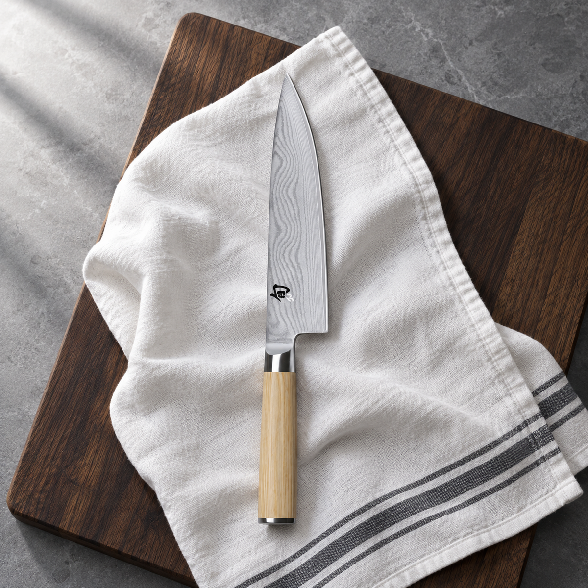 Kochmesser 20cm – Produkt im Küchenambiente