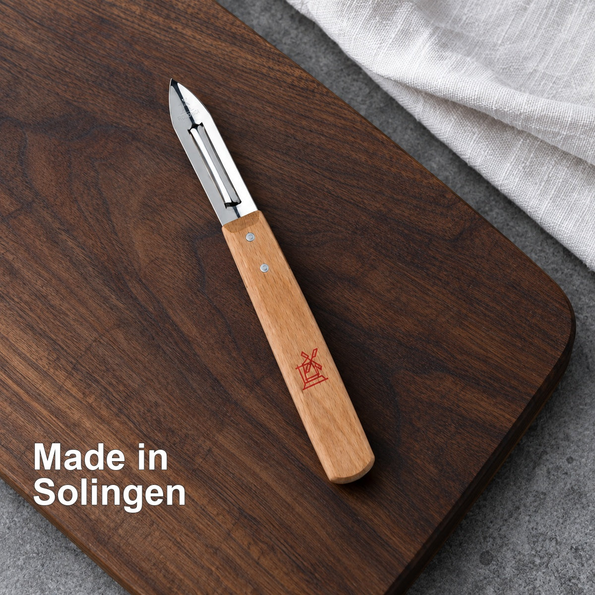 Sparschäler mit Buchenholzgriff – Made in Solingen – vorhandenes Hero-Motiv.