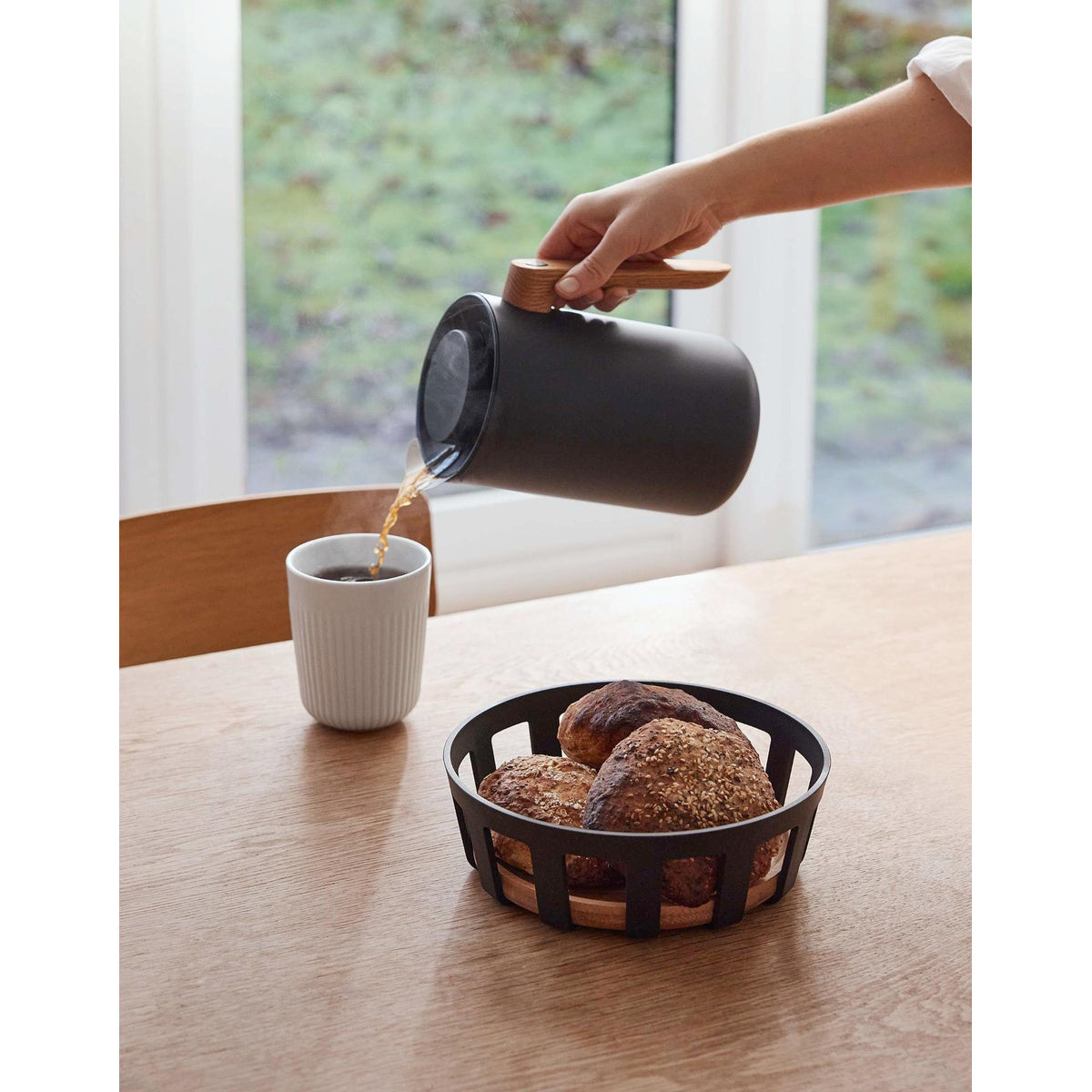 Nordic Kitchen Isolierkanne 1 l – Anwendung – Originalbild