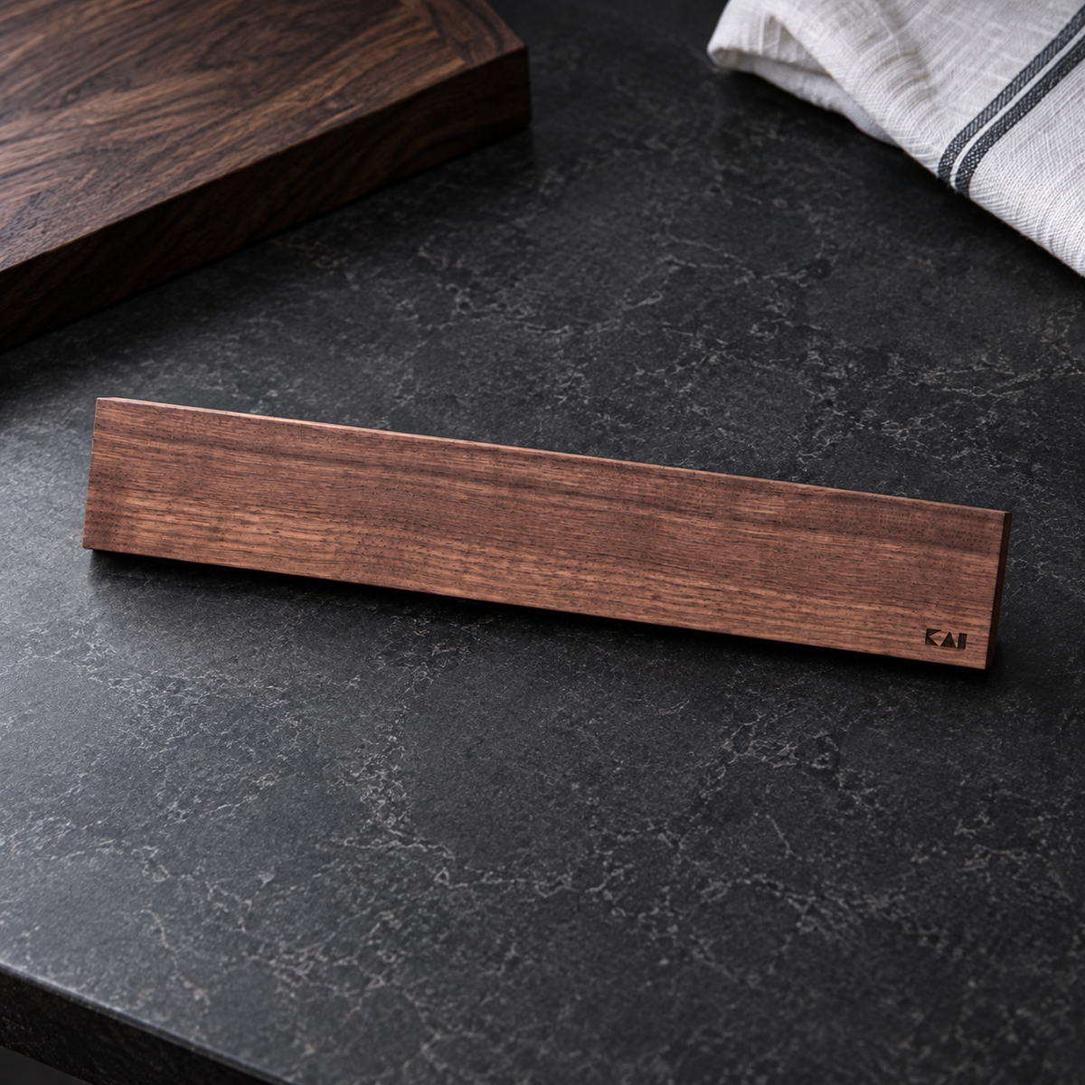 Produktmotiv: Holz-Magnetleiste