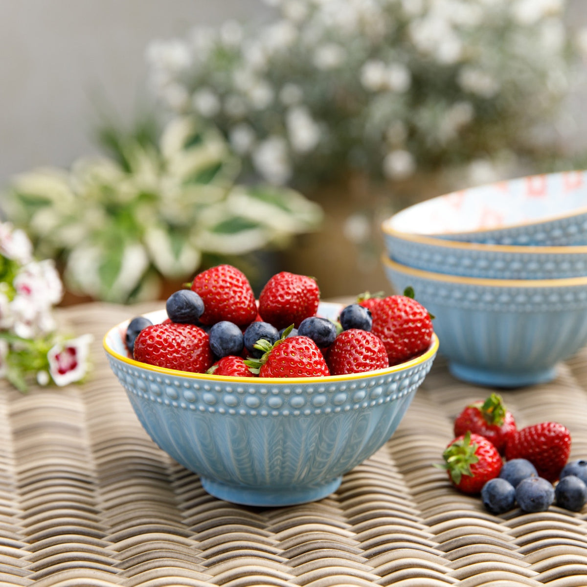 Bowl aus Steinzeug – gemustert – Hersteller-Originalbild. Anwendungs- und Serienmotive können Lebensmittel, Dekoration oder separat erhältliches Zubehör zeigen; maßgeblich ist der beschriebene Lieferumfang.
