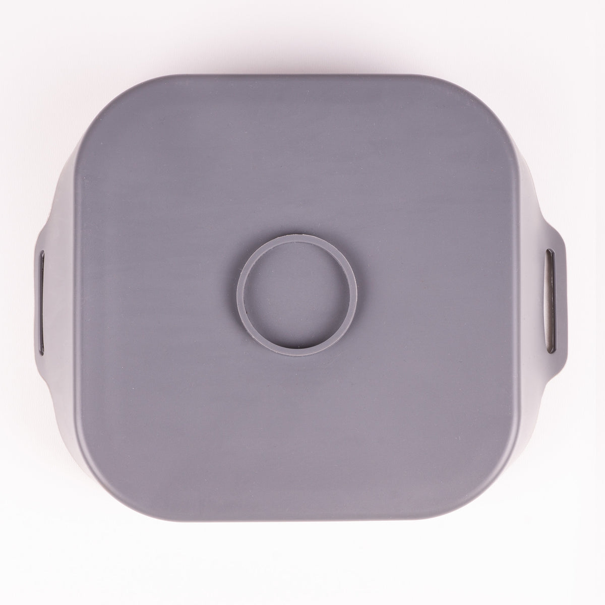 Airfryer-Einsatz L aus Silikon – Hersteller-Originalbild. Anwendungs- und Serienmotive können Lebensmittel, Dekoration oder separat erhältliches Zubehör zeigen; maßgeblich ist der beschriebene Lieferumfang.