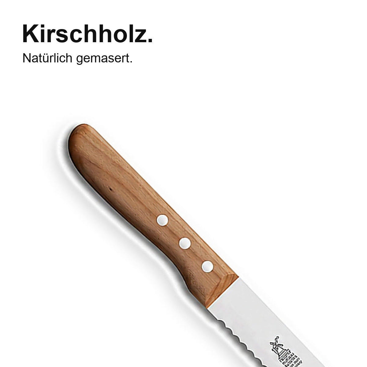 Brotsägemesser 22 cm – Kirschholzgriff in Nahaufnahme.